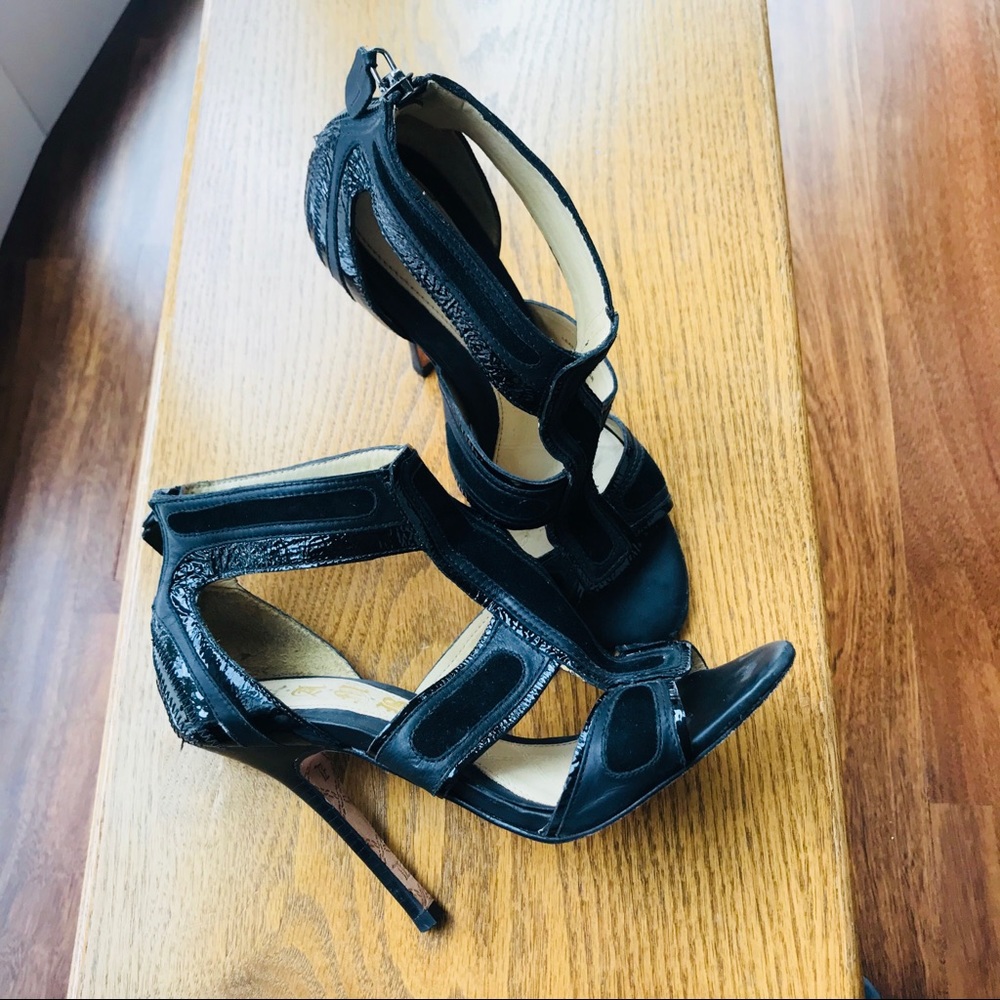 L.A.M.B super sexy high heel leather black sandals - Picture 3 of 6